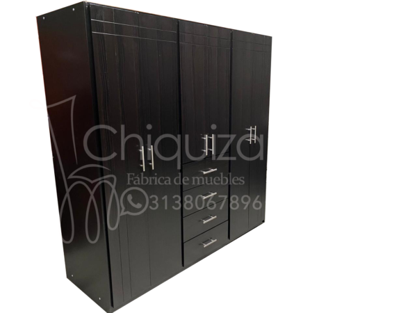 Closet multifamiliar negro de 180
