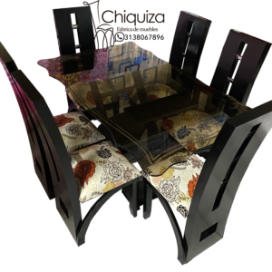 Comedor deco con tubos en el centro